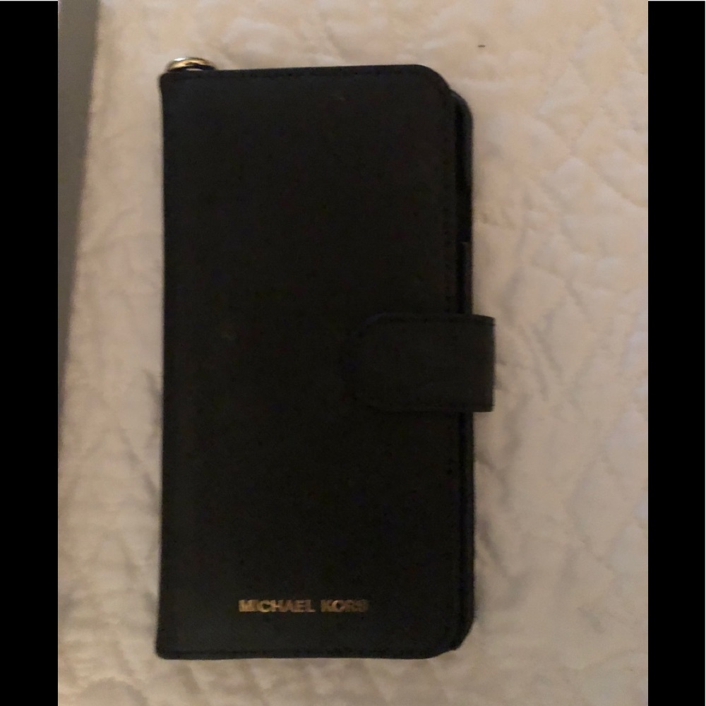 Michael Kors iPhone wallet case